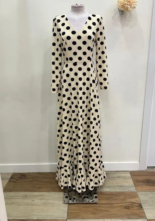 LBF Traje de flamenca bata corte pecho. Talla M-L
