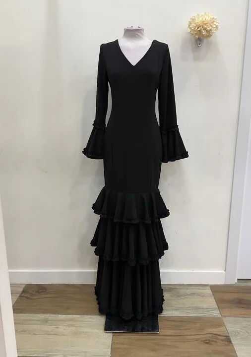 LBF Traje de flamenca tres volantes con garrucha. Talla XL-XXL