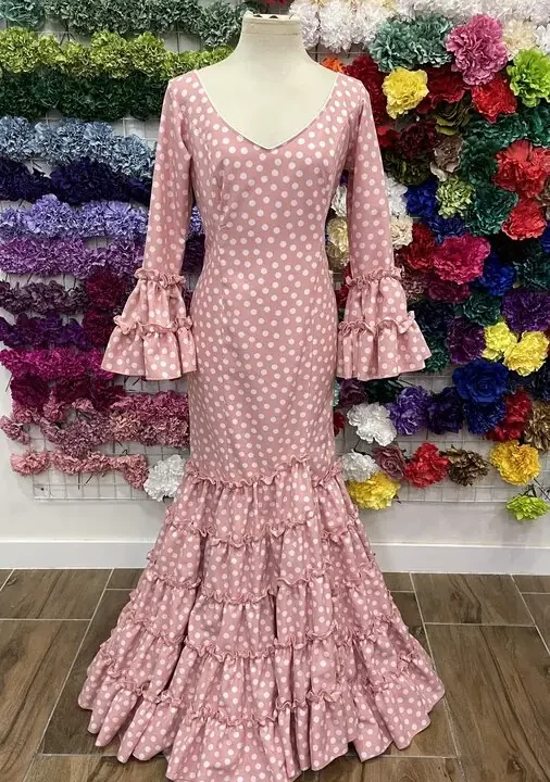 LBF Traje de flamenca Irene rosa lunar blanco. Talla 40
