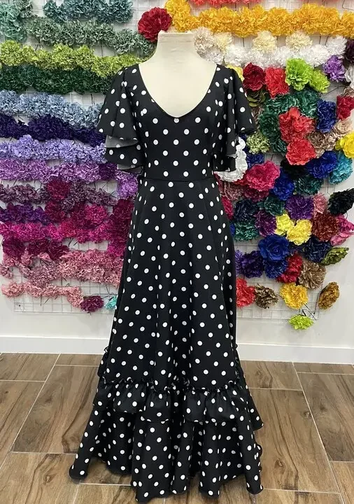 LBF Traje de flamenca Miriam negro lunar blanco. Talla 40