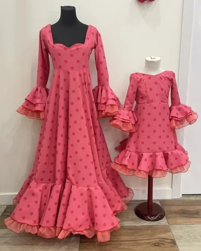 LBF Traje de flamenca  bata Paula niña. Tallas 2 a 14
