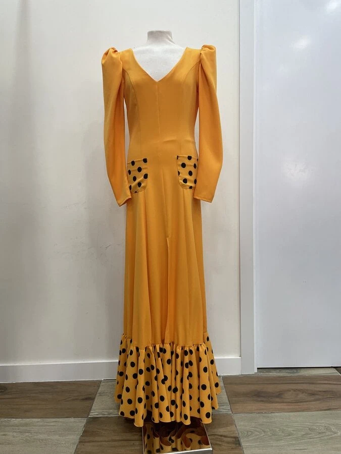 LBF Traje flamenca bata nejas naranja bolsillos. Talla 36