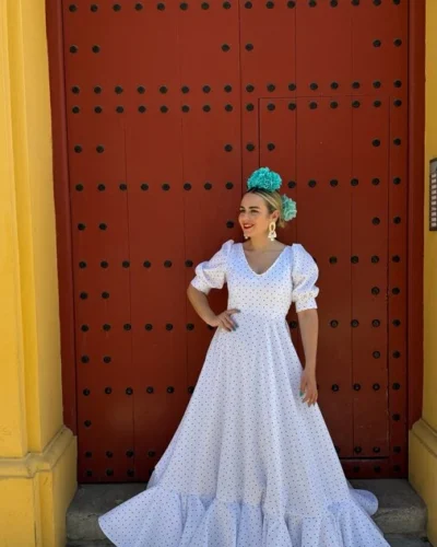 LBF Traje de flamenca Bata Farolillo clasico lunar . Talla 36 a 46 varios colores