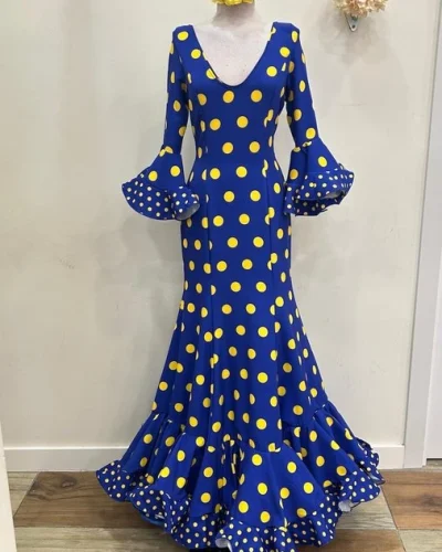 LBF Traje flamenca bata nejas. Talla 38