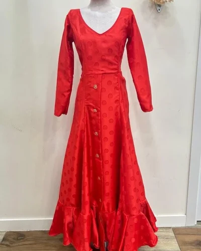 LBF Traje flamenca bata botones. Talla 40