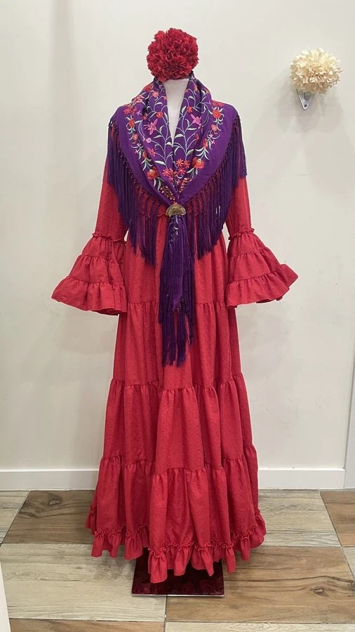 LBF Traje de flamenca bata perforada. Talla 44