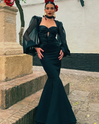 LBF Traje de flamenca cascos negro. Talla 38