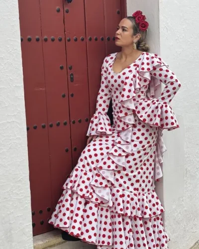 LBF Traje flamenca bata tejas volantes. Talla 38