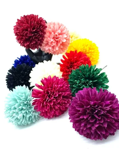 Flor de dalia mediana