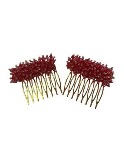 Peine de perlas rojas