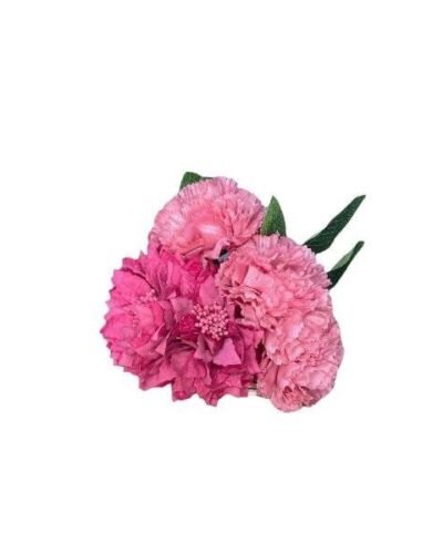 Ramillete de niña de claveles y amapolas rosas