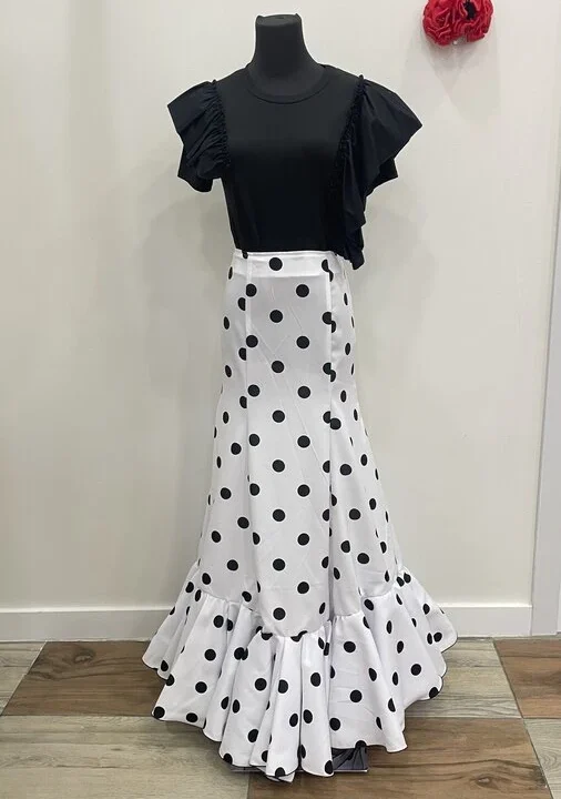 LBF  Falda de flamenca. Talla 40 y 46