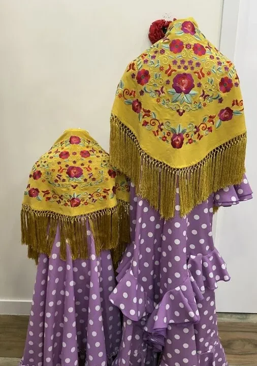 LBF Mantón de flamenca madre e hija