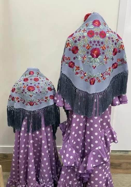 LBF Mantón de flamenca madre e hija