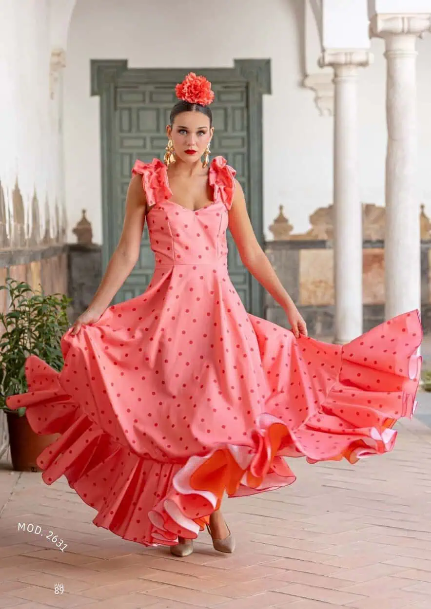 LBF Traje de flamenca Zarzamora. Talla 34 A 46 varios colores