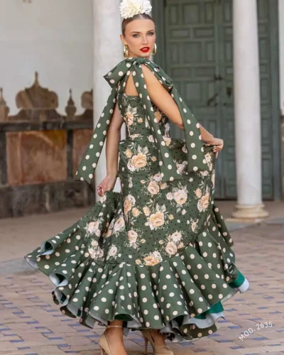 LBF Traje de flamenca Lila strech. Talla 34 A 46