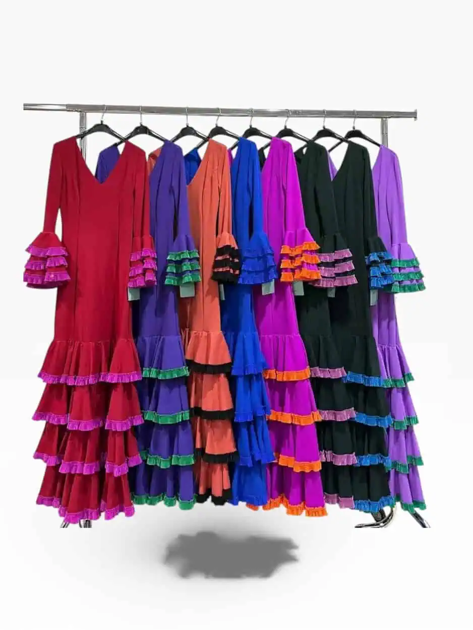 LBF Traje de flamenca tres volantes con piquillo. Talla XS A XXL