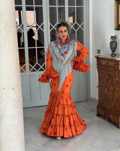 LBF Traje de flamenca Eva Microsatén. Tallas 34 a 60