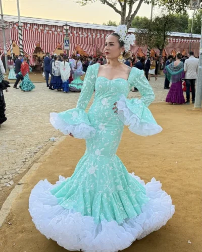 LBF Traje de flamenca CARMEN extra. Tallas 34 a 46