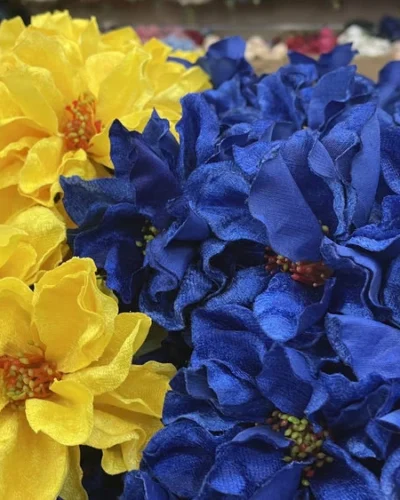 LBF Flor de dalia de terciopelo grande. Varios colores