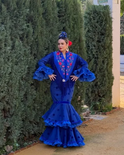 LBF Traje de flamenca Alexandra flocado. Tallas 34 a 46 varios colores