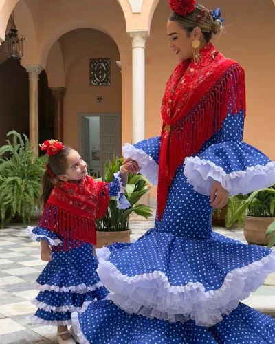 LBF Traje de flamenca Pétalo. Tallas 34 a 60