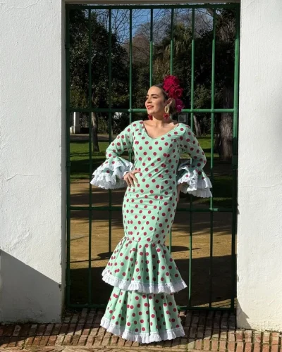 LBF Traje de flamenca Reme tira bordada. Tallas 34 a 60