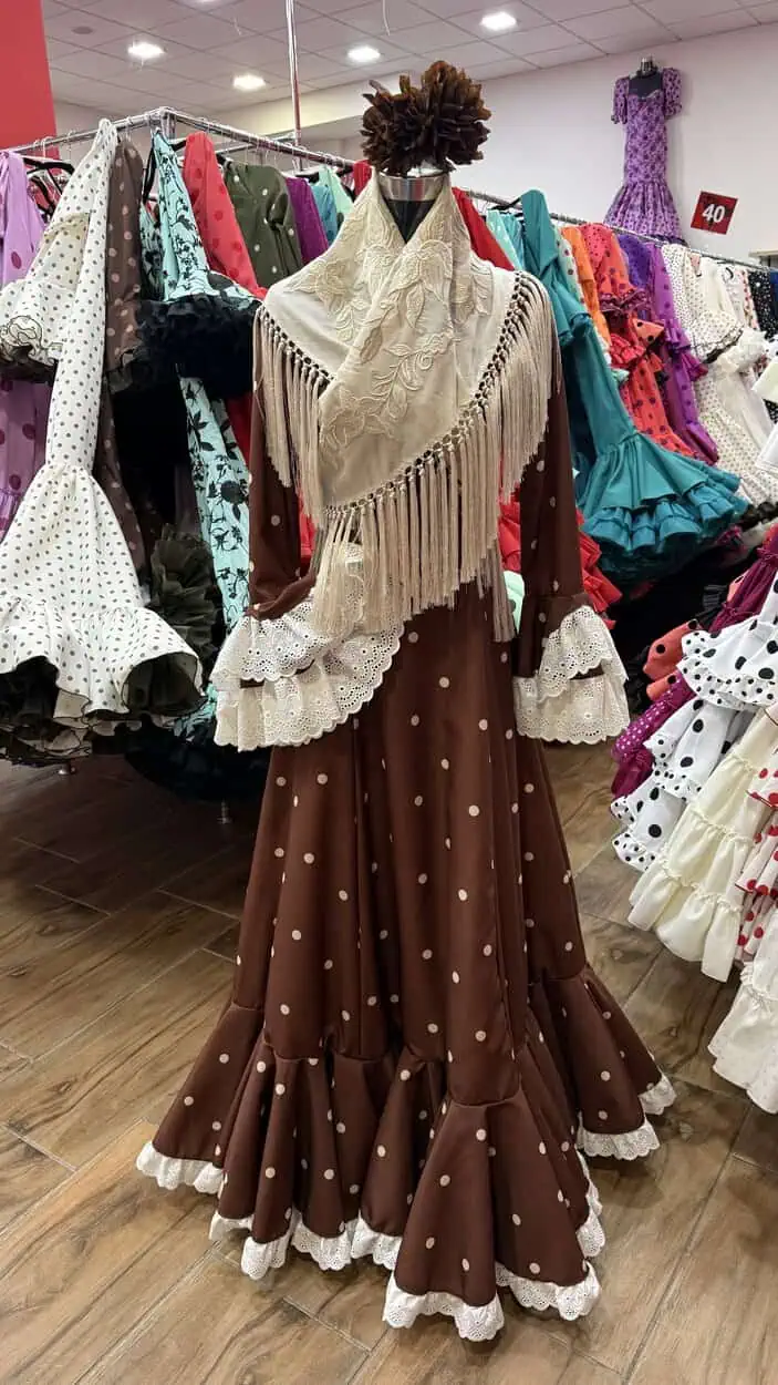 LBF Traje de flamenca bata strech Amelia lunar. Talla 34 a 46 varios colores - Imagen 3