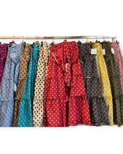 LBF  Conjunto lunar de Falda y Pico. Talla única