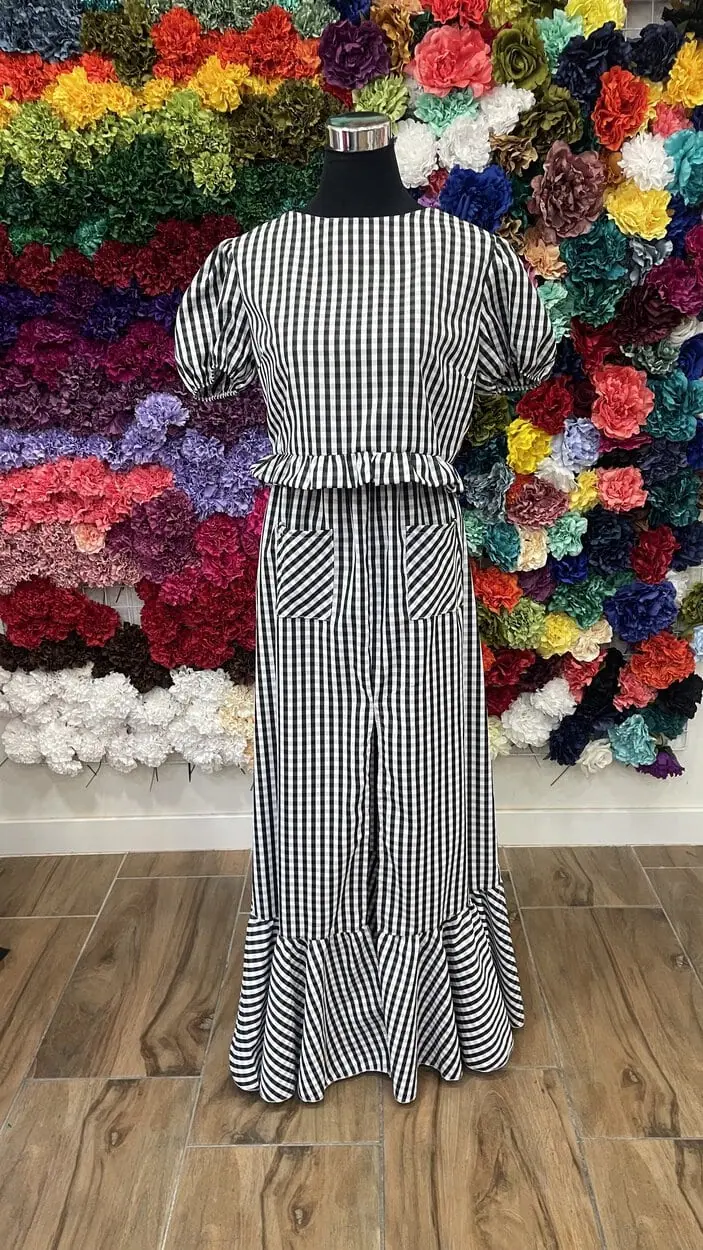 LBF Conjunto Pico y Falda de flamenca. Talla única