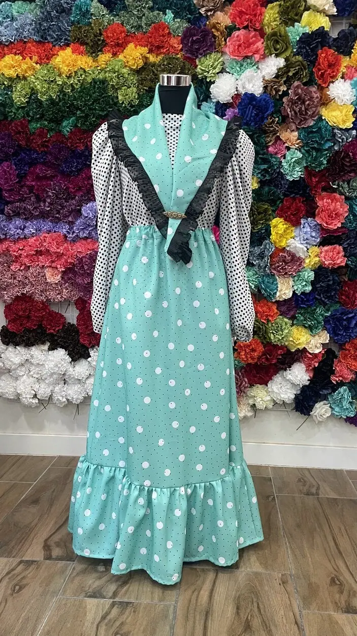 LBF Conjunto Pico y Falda de flamenca. Talla única