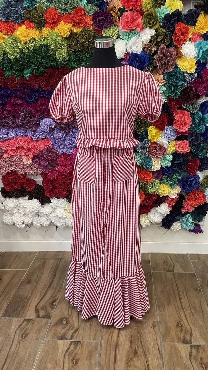 LBF Conjunto Camisa y Falda de flamenca. Talla única