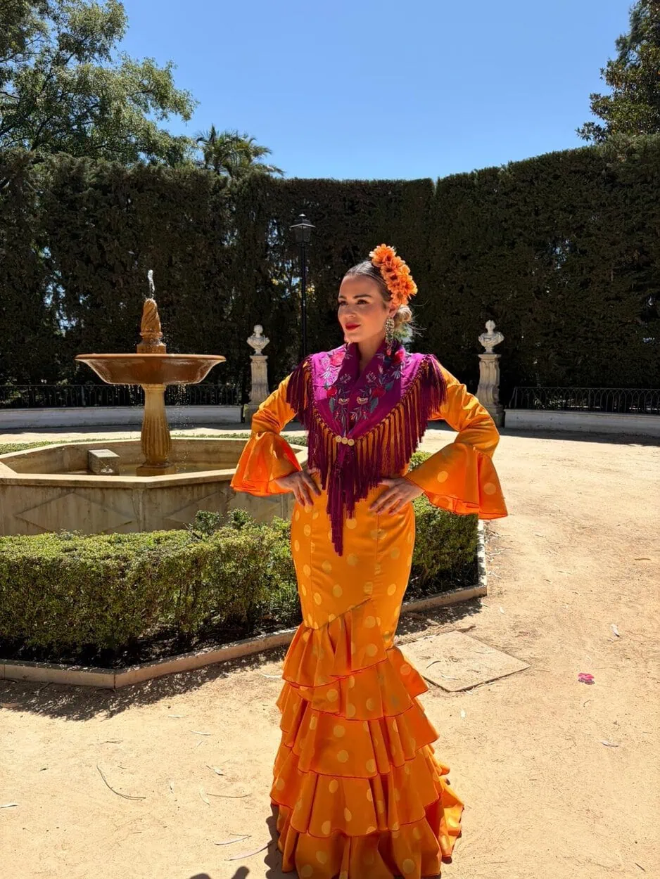 LBF Traje flamenca Sevilla especial Microsatén. Talla 36 a 46 - Imagen 2
