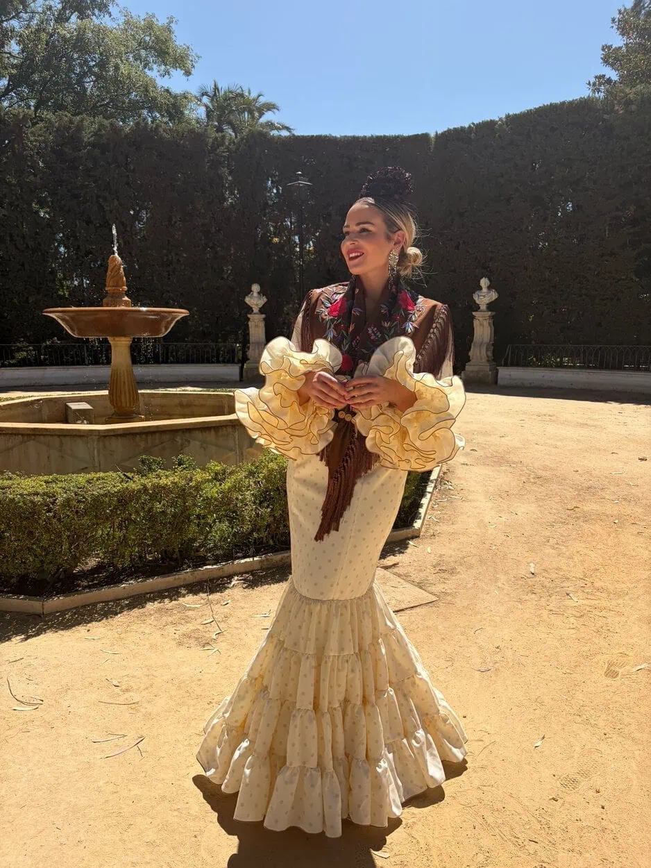 LBF Traje flamenca Eva strech. Talla 36 a 46