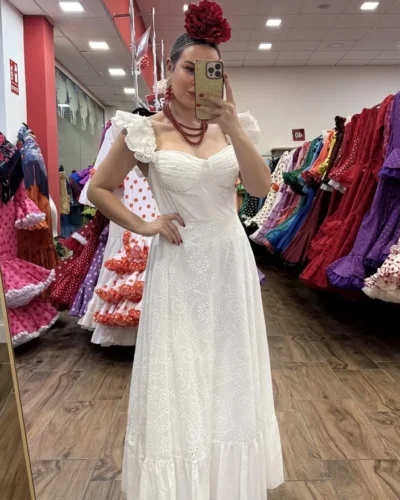 LBF Traje de Flamenca bata cascos perforada. Tallas única