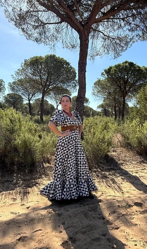 LBF Traje flamenca Farolillo clásico especial. Talla 34 a 60