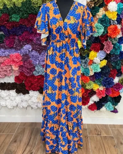 LBF Traje de flamenca bata gasa floral. Tallas única