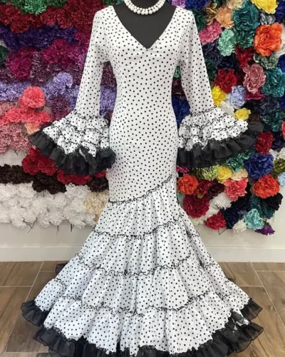 LBF Traje de flamenca Andrea Strech lunar. Talla 36
