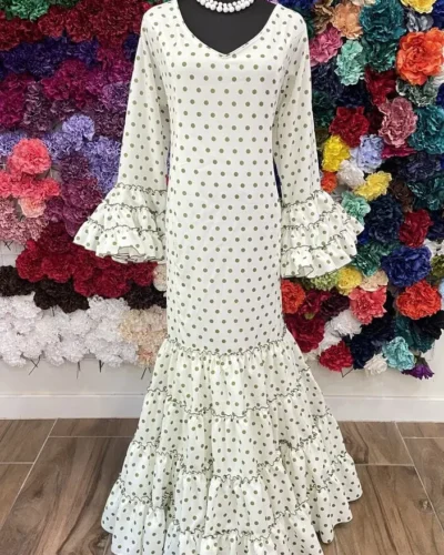 LBF Traje de flamenca Lupita Strech. Talla  52