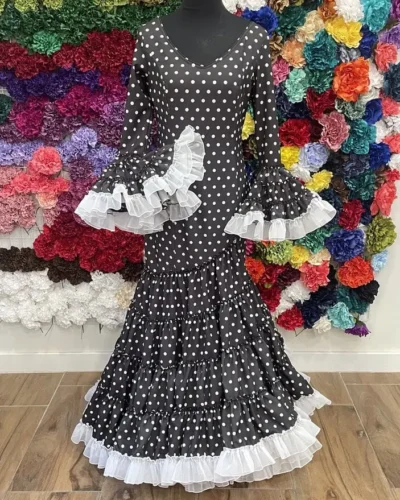 LBF Traje de flamenca Andrea Strech lunar. Talla 44