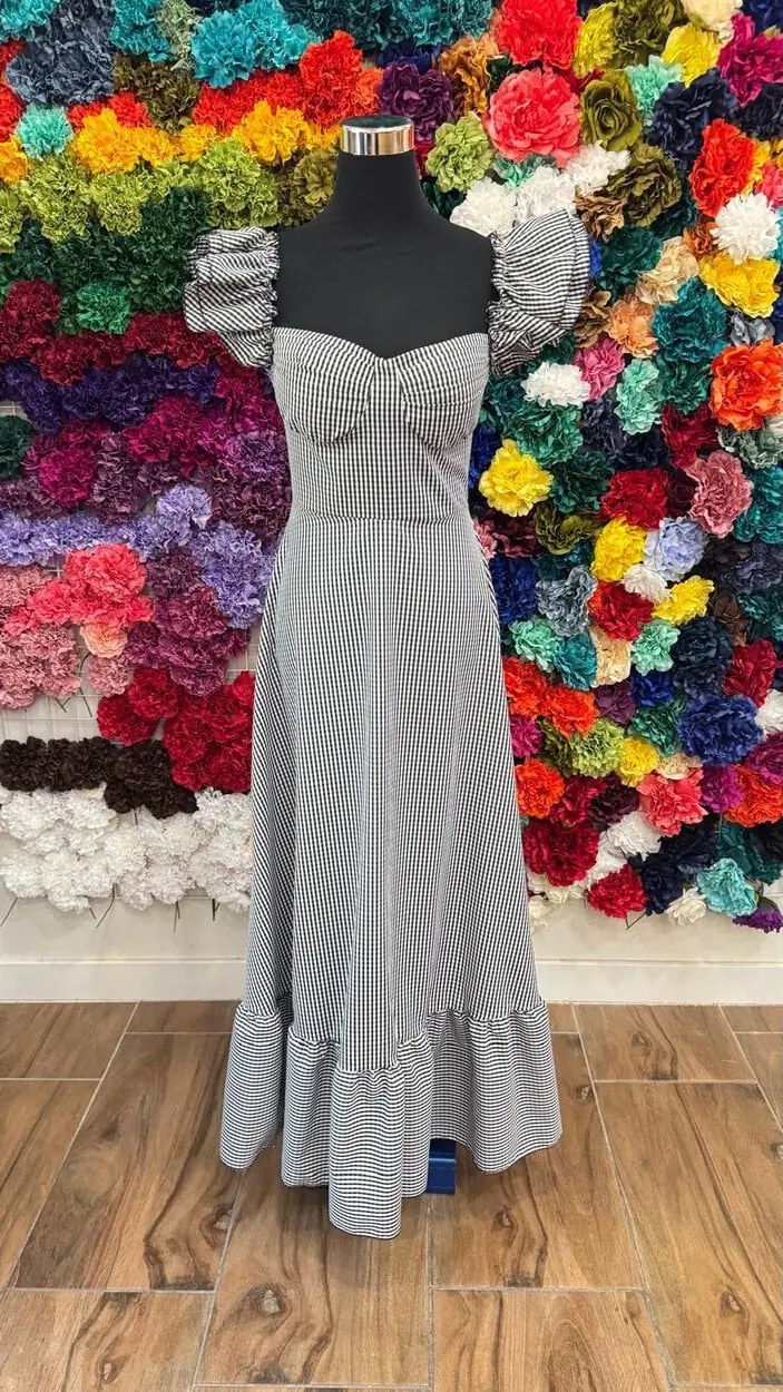 LBF Traje de flamenca bata cascos vichy. Tallas ÚNICA
