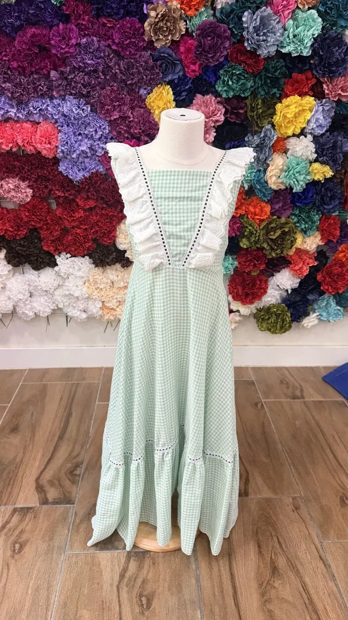 LBF Traje de flamenca niña. Talla 6